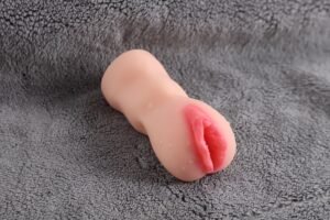 0.25KG/0.55LBS TPE Masturbators 12.5*6.3*6.5cm - Vera